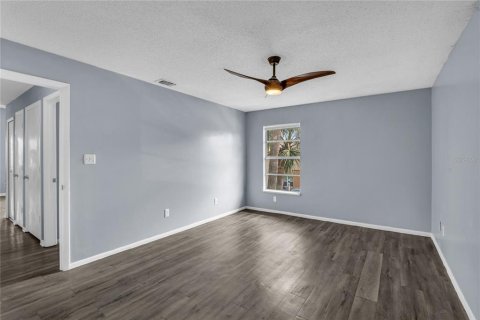 Condo in Orlando, Florida, 2 bedrooms № 2213230 - photo 21