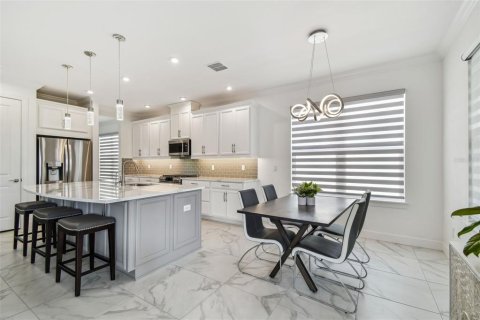 House in Wesley Chapel, Florida 2 bedrooms, 196.77 sq.m. № 1566095 - photo 12