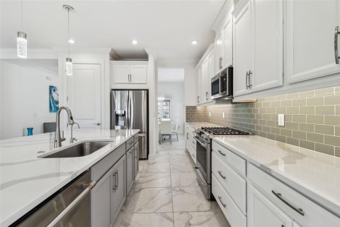 House in Wesley Chapel, Florida 2 bedrooms, 196.77 sq.m. № 1566095 - photo 8