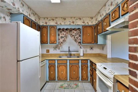 Купить виллу или дом в Белвью, Флорида 3 комнаты, 250.56м2, № 2144046 - фото 8