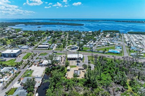 Propiedad comercial en venta en Bradenton, Florida, 194.63 m2 № 1902816 - foto 15