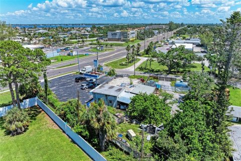 Propiedad comercial en venta en Bradenton, Florida, 194.63 m2 № 1902816 - foto 21