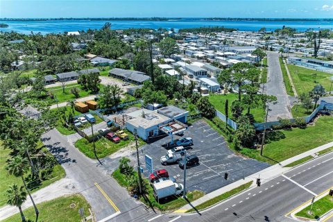Propiedad comercial en venta en Bradenton, Florida, 194.63 m2 № 1902816 - foto 22
