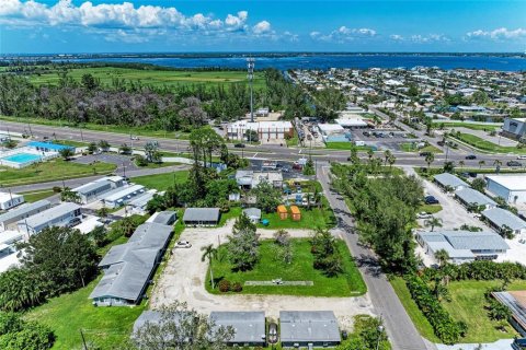 Propiedad comercial en venta en Bradenton, Florida, 194.63 m2 № 1902816 - foto 19