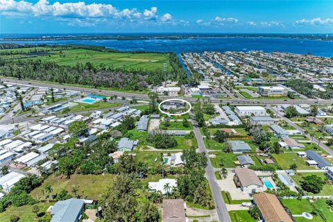 Propiedad comercial en venta en Bradenton, Florida, 194.63 m2 № 1902816 - foto 17