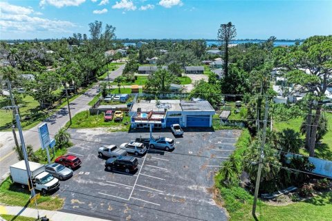 Propiedad comercial en venta en Bradenton, Florida, 194.63 m2 № 1902816 - foto 11