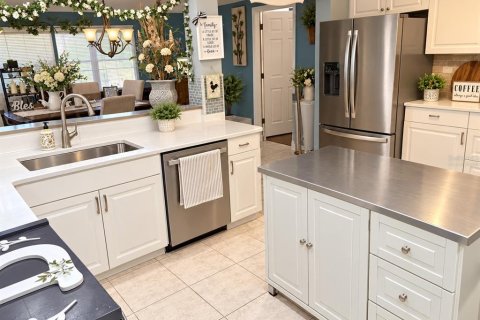 Villa ou maison à vendre à Port Richey, Floride: 3 chambres, 136.19 m2 № 2414031 - photo 6