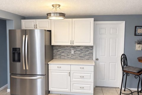 Villa ou maison à vendre à Port Richey, Floride: 3 chambres, 136.19 m2 № 2414031 - photo 7