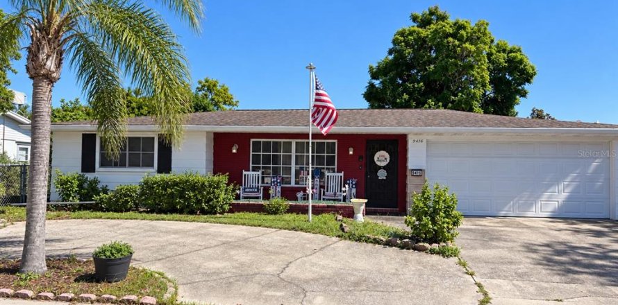 Villa ou maison à Port Richey, Floride 3 chambres, 136.19 m2 № 2414031