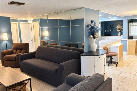 Villa ou maison à vendre à Port Richey, Floride: 3 chambres, 136.19 m2 № 2414031 - photo 2