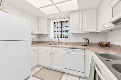 Copropriété à vendre à Clearwater, Floride: 1 chambre, 70.61 m2 № 1907423 - photo 4