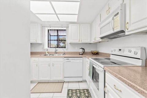 Copropriété à vendre à Clearwater, Floride: 1 chambre, 70.61 m2 № 1907423 - photo 11