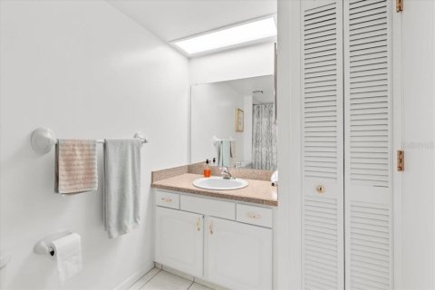 Copropriété à vendre à Clearwater, Floride: 1 chambre, 70.61 m2 № 1907423 - photo 16