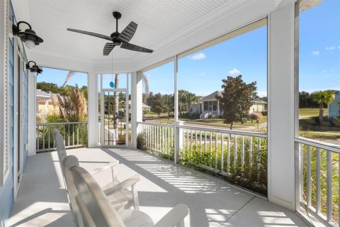 House in Lady Lake, Florida 3 bedrooms, 168.62 sq.m. № 2110262 - photo 7