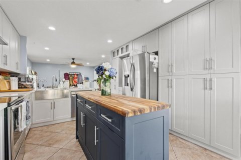 Купить виллу или дом в Хомстед, Флорида 3 спальни, 202.16м2, № 2045920 - фото 18