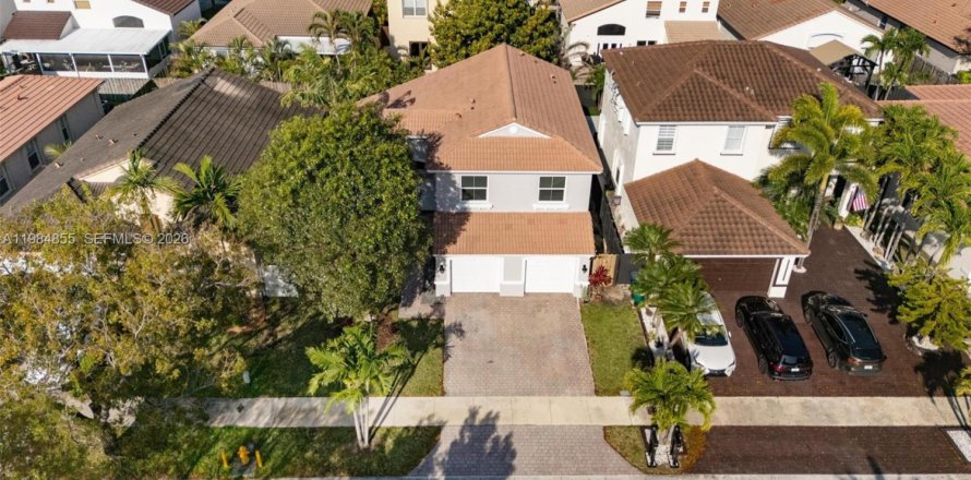 Дом в Хомстед, Флорида 3 спальни, 202.16м2 № 2045920