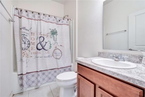 Casa en venta en Mascotte, Florida, 5 dormitorios, 286.88 m2 № 2383748 - foto 11