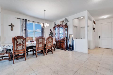 Casa en venta en Mascotte, Florida, 5 dormitorios, 286.88 m2 № 2383748 - foto 6