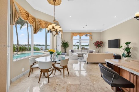 House in Miramar, Florida 5 bedrooms, 333.61 sq.m. № 2186316 - photo 15