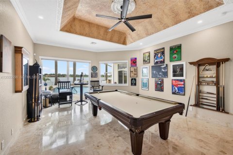 House in Miramar, Florida 5 bedrooms, 333.61 sq.m. № 2186316 - photo 22