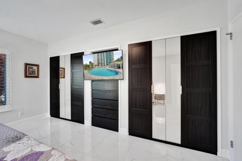 Villa ou maison à vendre à Lauderdale-by-the-Sea, Floride: 3 chambres, 159.33 m2 № 2418112 - photo 21