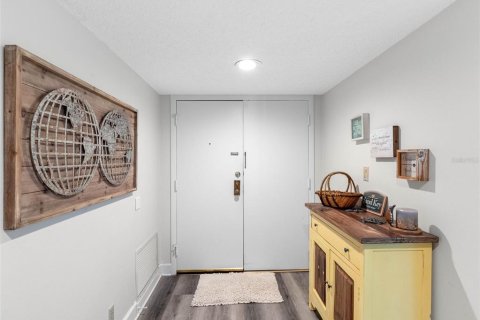 Copropriété à louer à Clearwater, Floride: 2 chambres, 120.59 m2 № 2108152 - photo 4
