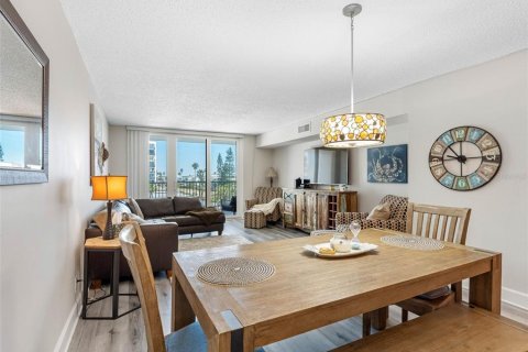 Copropriété à louer à Clearwater, Floride: 2 chambres, 120.59 m2 № 2108152 - photo 12