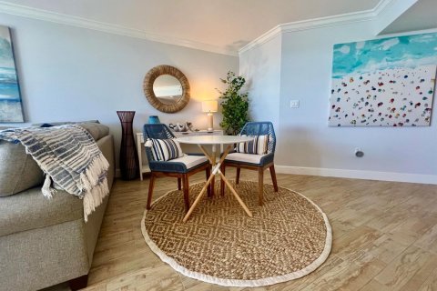 Condominio en venta en Hutchinson Island South, Florida, 2 dormitorios, 130.53 m2 № 2085080 - foto 12
