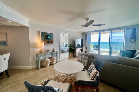 Condominio en venta en Hutchinson Island South, Florida, 2 dormitorios, 130.53 m2 № 2085080 - foto 4