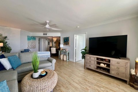 Condominio en venta en Hutchinson Island South, Florida, 2 dormitorios, 130.53 m2 № 2085080 - foto 18