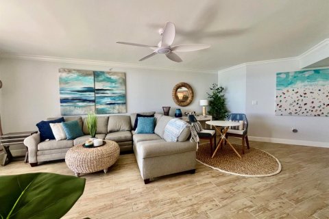 Condominio en venta en Hutchinson Island South, Florida, 2 dormitorios, 130.53 m2 № 2085080 - foto 11