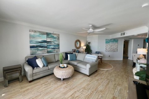 Condominio en venta en Hutchinson Island South, Florida, 2 dormitorios, 130.53 m2 № 2085080 - foto 8