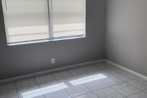 Apartamento en alquiler en West Palm Beach, Florida, 3 dormitorios, 104.05 m2 № 2289270 - foto 7