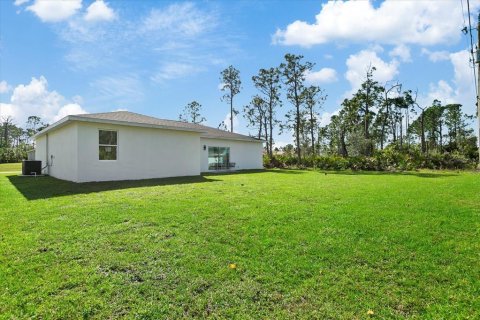 Casa en venta en Port Charlotte, Florida, 4 dormitorios, 151.99 m2 № 2385970 - foto 7