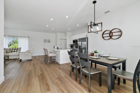 Casa en venta en Port Charlotte, Florida, 4 dormitorios, 151.99 m2 № 2385970 - foto 8