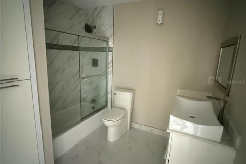 Casa en venta en Port Charlotte, Florida, 4 dormitorios, 166.95 m2 № 2308596 - foto 10