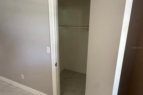 Casa en venta en Port Charlotte, Florida, 4 dormitorios, 166.95 m2 № 2308596 - foto 12