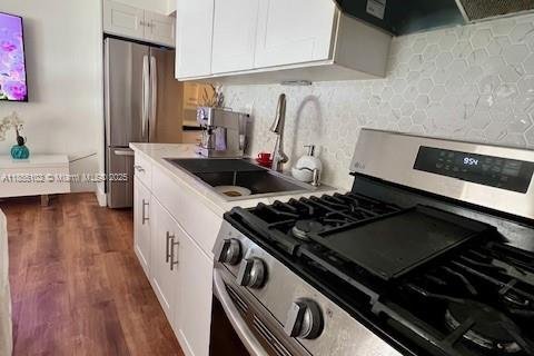 Condominio en venta en Miami Beach, Florida, 1 dormitorio, 55.74 m2 № 1874875 - foto 2