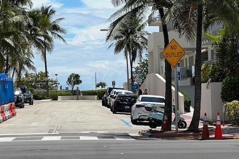 Condominio en venta en Miami Beach, Florida, 1 dormitorio, 55.74 m2 № 1874875 - foto 13
