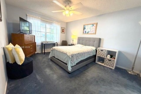 Touwnhouse à vendre à Miami, Floride: 3 chambres, 136.29 m2 № 1997277 - photo 15