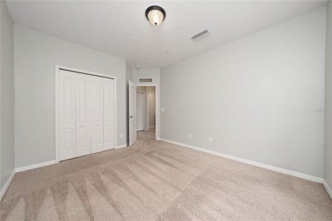 Condo in Orlando, Florida, 2 bedrooms № 2378322 - photo 24