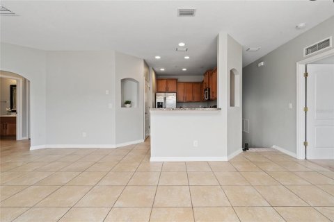 Condo in Orlando, Florida, 2 bedrooms № 2378322 - photo 15