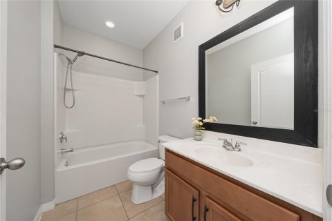 Condo in Orlando, Florida, 2 bedrooms № 2378322 - photo 26