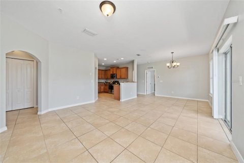 Condo in Orlando, Florida, 2 bedrooms № 2378322 - photo 7