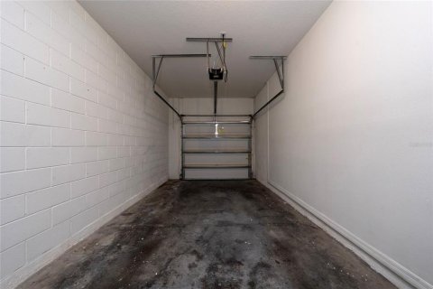 Condo in Orlando, Florida, 2 bedrooms № 2378322 - photo 30