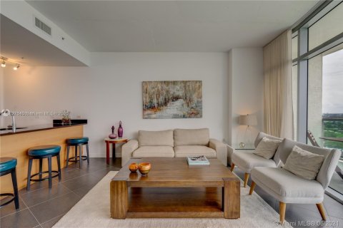 Снять в аренду кондоминиум в Майами, Флорида 2 спальни, 109.72м2, № 1920726 - фото 6