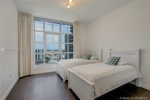 Снять в аренду кондоминиум в Майами, Флорида 2 спальни, 109.72м2, № 1920726 - фото 22