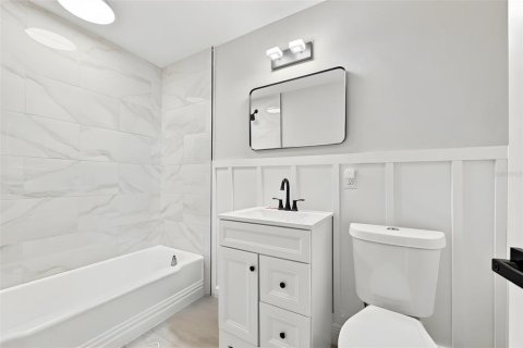 Casa en venta en Saint Petersburg, Florida, 4 dormitorios, 149.2 m2 № 2385702 - foto 20