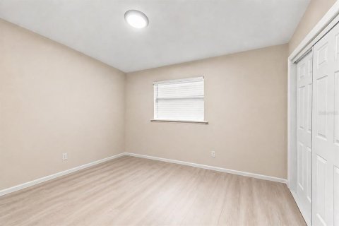 Casa en venta en Saint Petersburg, Florida, 4 dormitorios, 149.2 m2 № 2385702 - foto 24