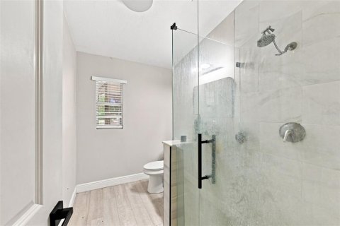 Casa en venta en Saint Petersburg, Florida, 4 dormitorios, 149.2 m2 № 2385702 - foto 26